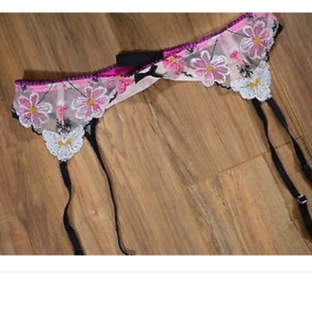 VS SEXY FLORAL LACE GARTER BELT PINK DREAM ANGELS
